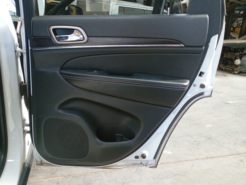 Recambio de guarnecido puerta trasera derecha para jeep grand cherokee iv (wk, wk2) 3.0 crd v6 4x4 referencia OEM IAM   