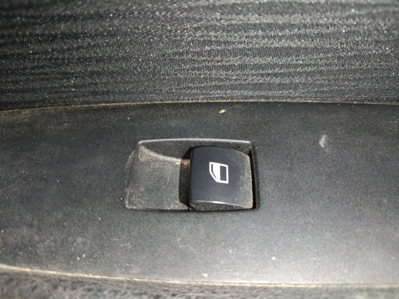 Recambio de mando elevalunas delantero derecho para bmw x1 (e84) xdrive 18 d referencia OEM IAM   