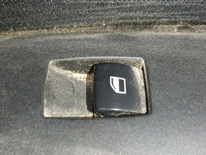 Recambio de mando elevalunas trasero derecho para bmw x1 (e84) xdrive 18 d referencia OEM IAM   
