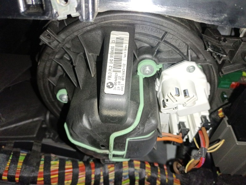 Recambio de ventilador calefaccion para bmw x1 (e84) xdrive 18 d referencia OEM IAM   