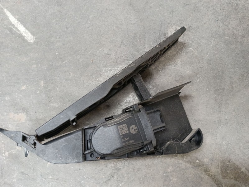 Recambio de pedal acelerador para bmw x1 (e84) xdrive 18 d referencia OEM IAM 6853176 6PV01043530 