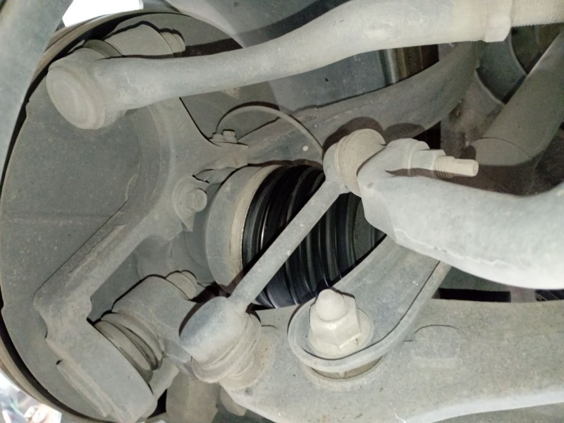 Recambio de mangueta delantera derecha para jeep grand cherokee iv (wk, wk2) 3.0 crd v6 4x4 referencia OEM IAM   