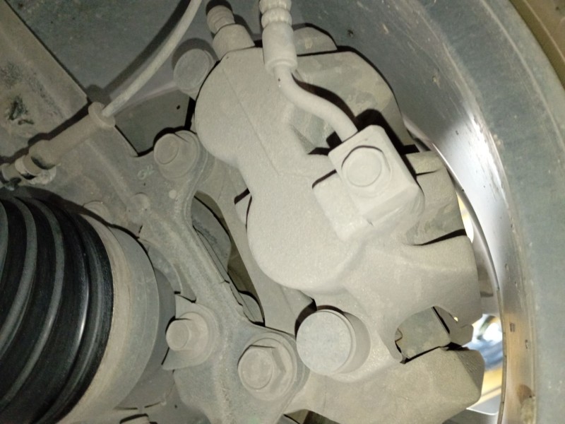 Recambio de pinza freno delantera derecha para jeep grand cherokee iv (wk, wk2) 3.0 crd v6 4x4 referencia OEM IAM   