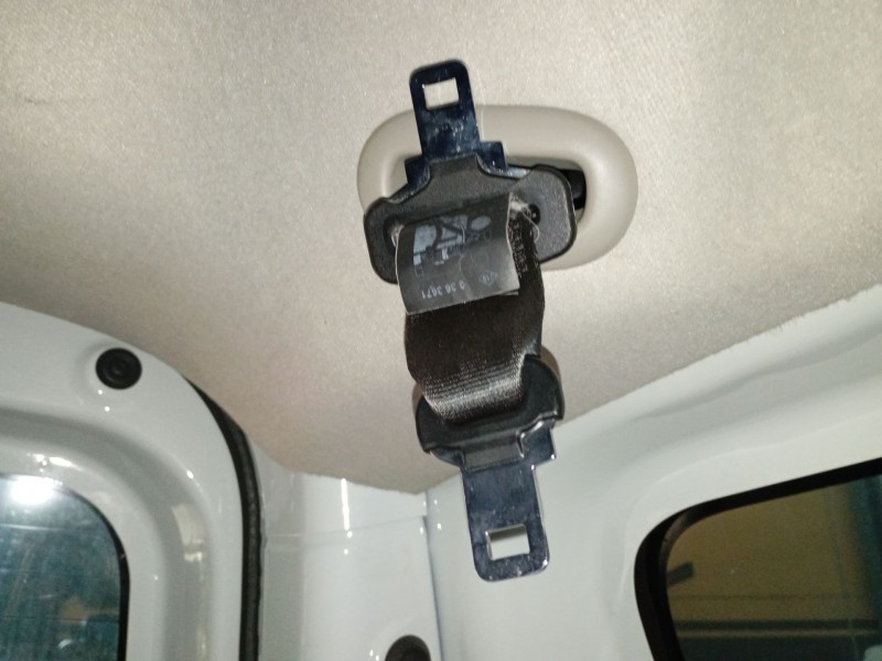 Recambio de cinturon seguridad trasero central para dacia dokker monospace (ke_) 1.5 blue dci 95 (kejl) referencia OEM IAM   