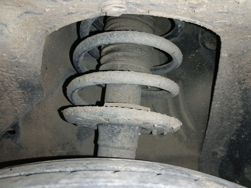 Recambio de amortiguador delantero izquierdo para suzuki vitara (ly) 1.6 ddis allgrip (apk 416d) referencia OEM IAM   