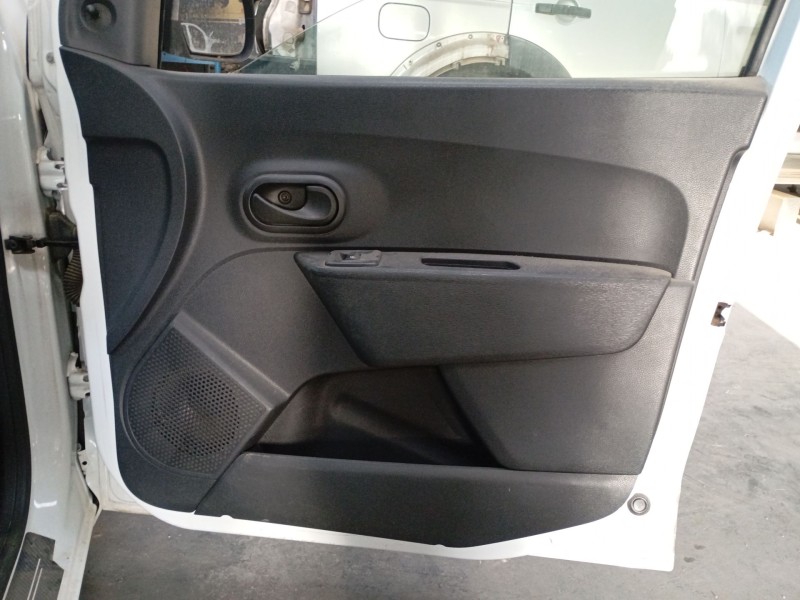 Recambio de guarnecido puerta delantera derecha para dacia dokker monospace (ke_) 1.5 blue dci 95 (kejl) referencia OEM IAM   