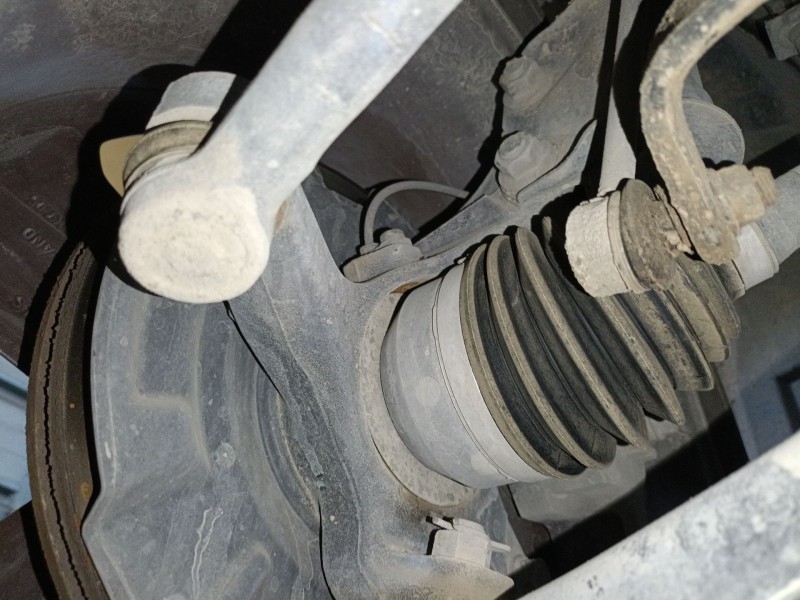 Recambio de mangueta delantera izquierda para suzuki vitara (ly) 1.6 ddis allgrip (apk 416d) referencia OEM IAM   
