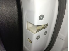 CERRADURA PUERTA TRASERA DERECHA 