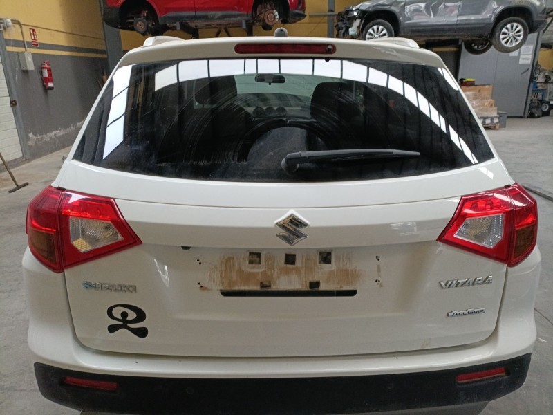 Recambio de porton trasero para suzuki vitara (ly) 1.6 ddis allgrip (apk 416d) referencia OEM IAM   