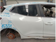 PUERTA TRASERA DERECHA 