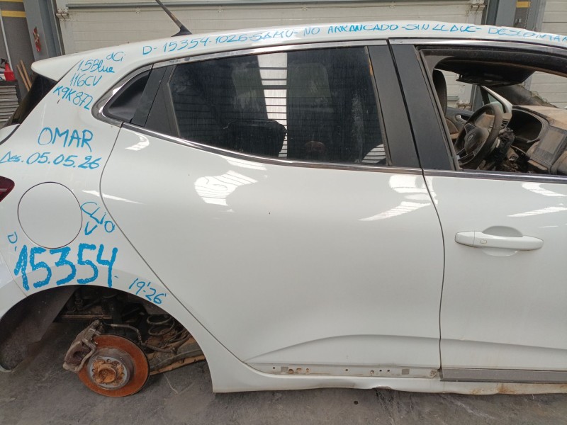 Recambio de puerta trasera derecha para renault clio v (b7_) 1.5 blue dci 115 (b7ad) referencia OEM IAM   