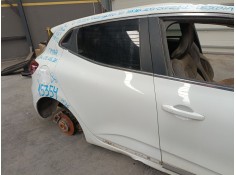 Recambio de puerta trasera derecha para renault clio v (b7_) 1.5 blue dci 115 (b7ad) referencia OEM IAM    2