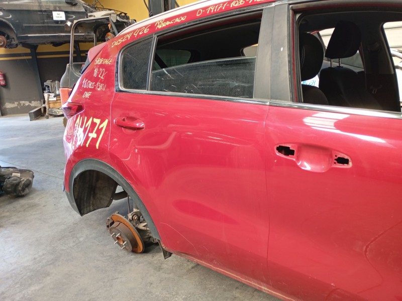 Recambio de puerta trasera derecha para kia sportage iv (ql, qle) 1.6 crdi referencia OEM IAM   