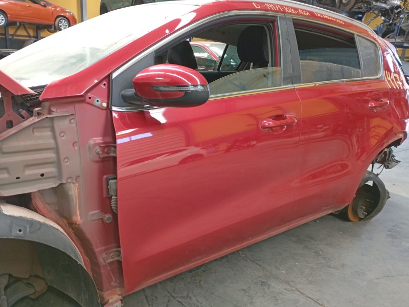 Recambio de puerta delantera izquierda para kia sportage iv (ql, qle) 1.6 crdi referencia OEM IAM   