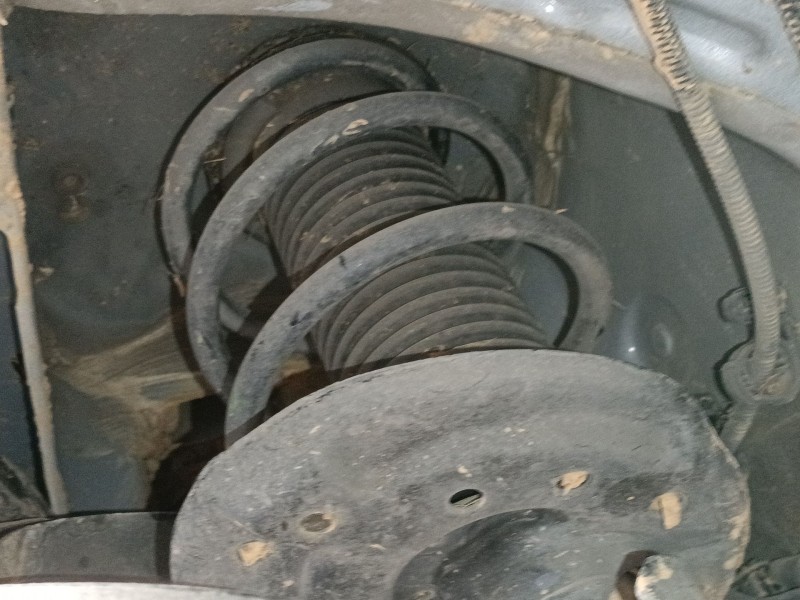 Recambio de amortiguador delantero derecho para renault clio v (b7_) 1.5 blue dci 115 (b7ad) referencia OEM IAM   
