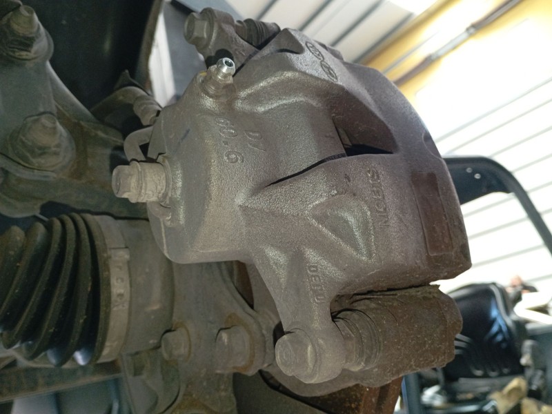 Recambio de pinza freno delantera izquierda para kia sportage iv (ql, qle) 1.6 crdi referencia OEM IAM   