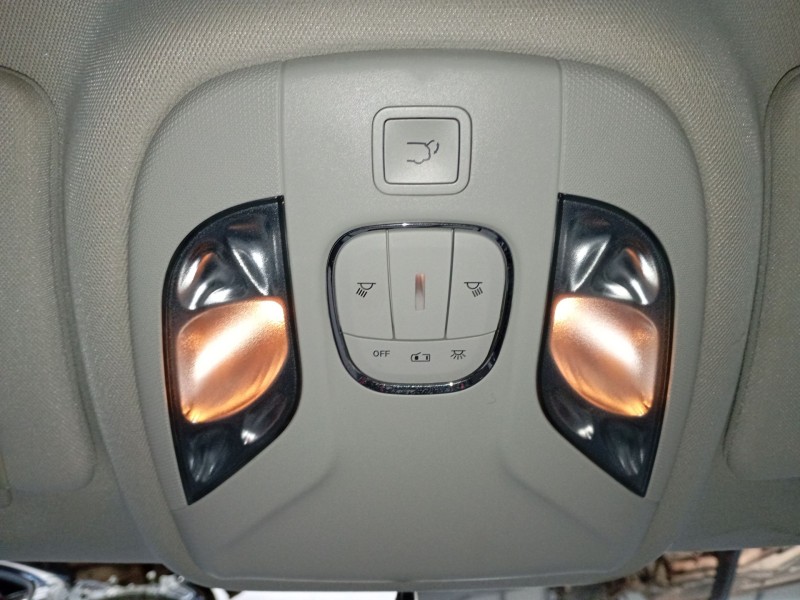 Recambio de luz interior para jeep compass (mp, m6, mv, m7) 2.0 crd 4x4 referencia OEM IAM   