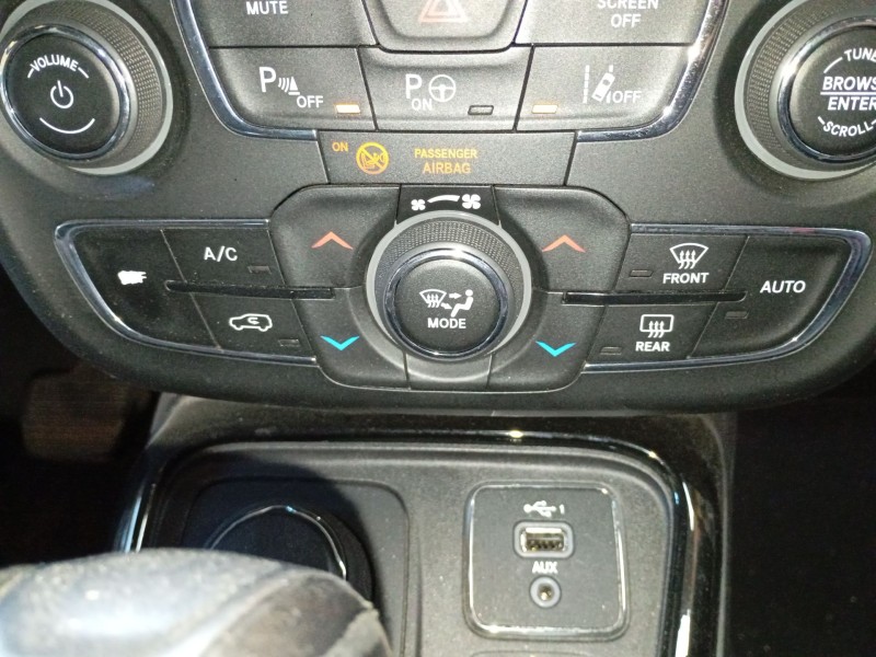 Recambio de mando climatizador para jeep compass (mp, m6, mv, m7) 2.0 crd 4x4 referencia OEM IAM   