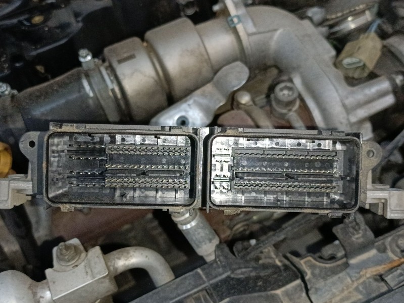 Recambio de centralita motor uce para ford tourneo courier b460 monospace 1.5 tdci referencia OEM IAM FT7A12A650ME 0281032720 