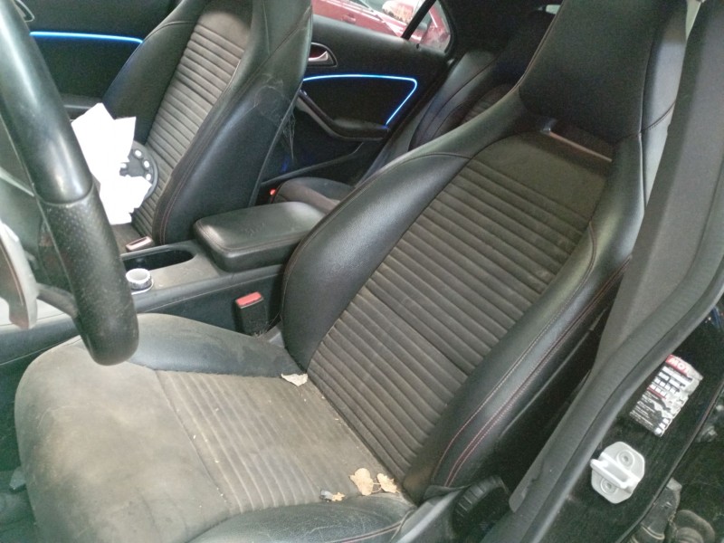 mercedes-benz cla coupé (c117) del año 2015