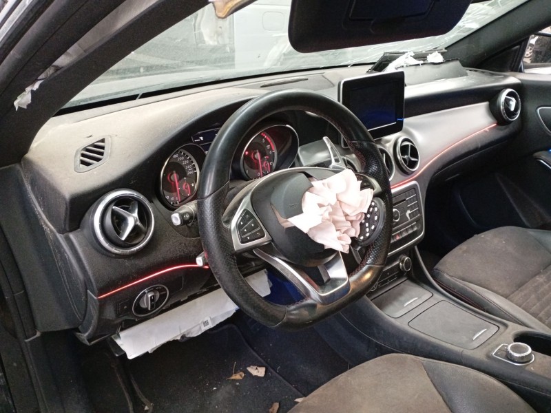 mercedes-benz cla coupé (c117) del año 2015