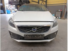 volvo v40 cross country (526) del año 2025 2