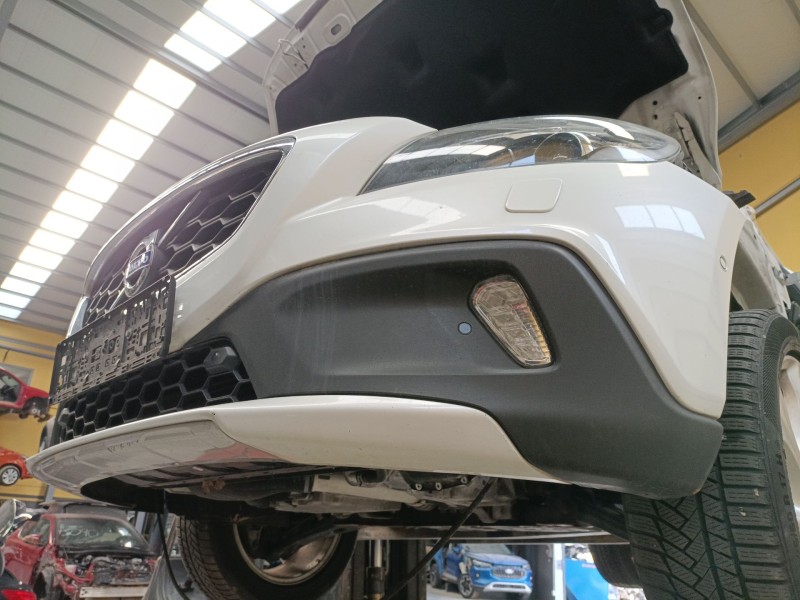 Recambio de paragolpes delantero para volvo v40 cross country (526) d3 referencia OEM IAM   