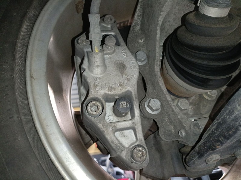 Recambio de pinza freno delantera derecha para volvo v40 cross country (526) d3 referencia OEM IAM   