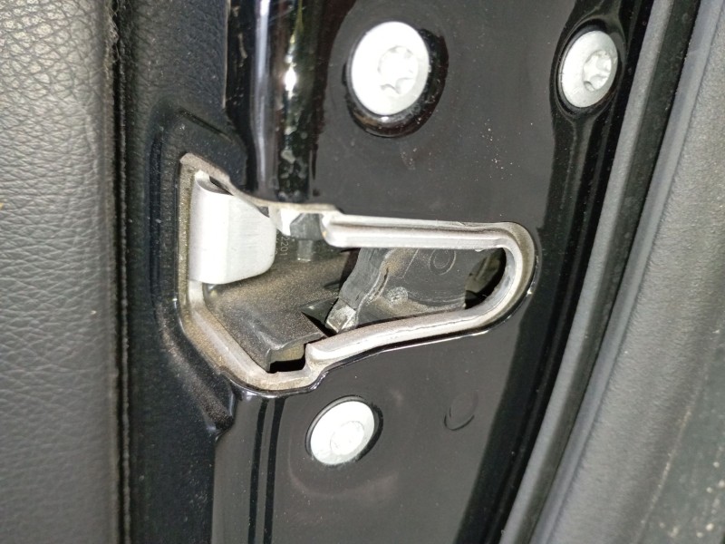 Recambio de cerradura puerta delantera derecha para mercedes-benz cla coupé (c117) cla 200 cdi / d (117.308) referencia OEM IAM 
