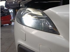 Recambio de faro derecho xenon para volvo v40 cross country (526) d3 referencia OEM IAM    2