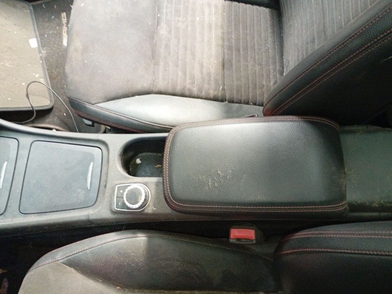 Recambio de consola central para mercedes-benz cla coupé (c117) cla 200 cdi / d (117.308) referencia OEM IAM   