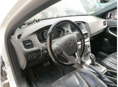 Recambio de salpicadero para volvo v40 cross country (526) d3 referencia OEM IAM   