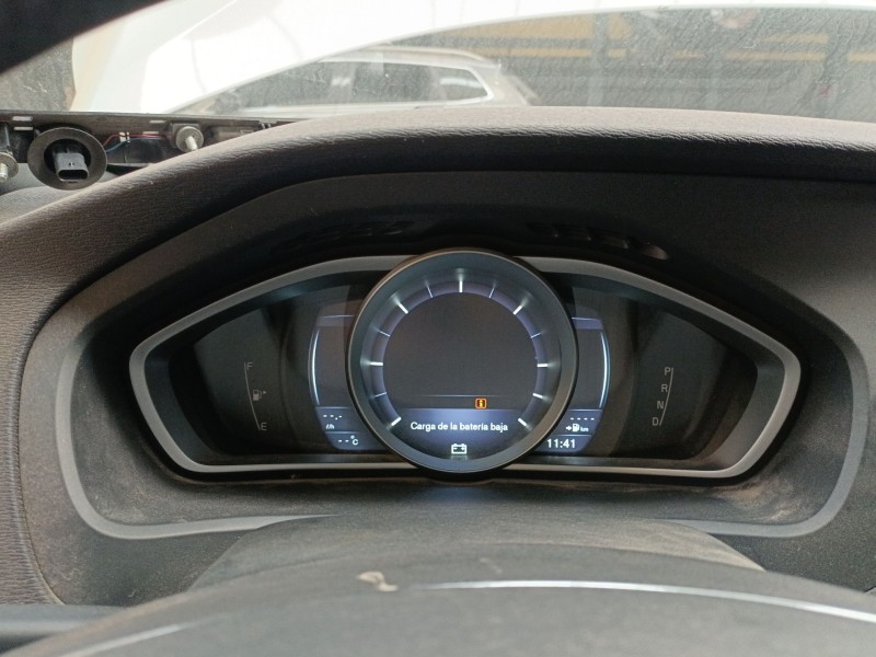 Recambio de cuadro instrumentos para volvo v40 cross country (526) d3 referencia OEM IAM   