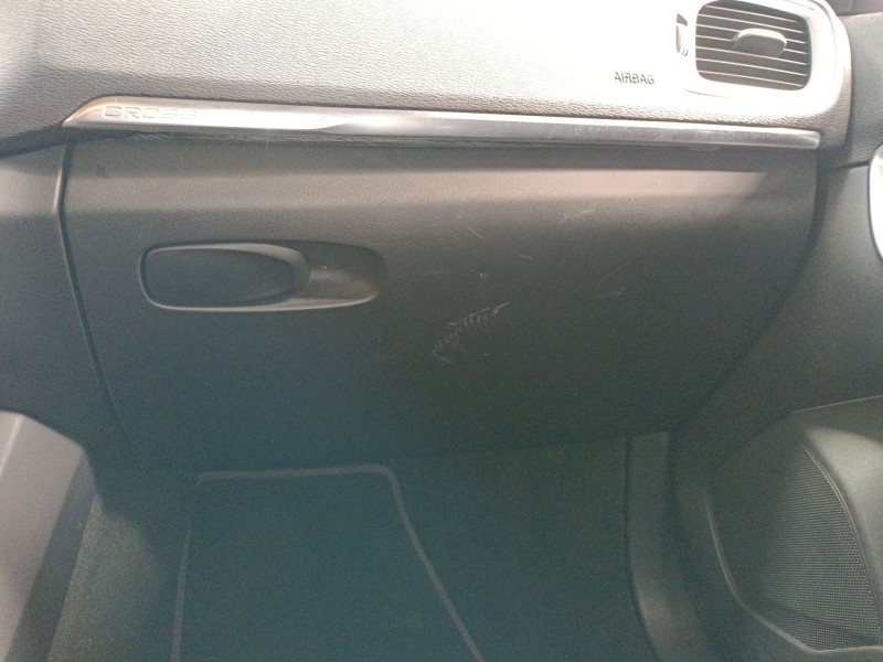 Recambio de guantera para volvo v40 cross country (526) d3 referencia OEM IAM   