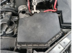 Recambio de filtro aire para volvo v40 cross country (526) d3 referencia OEM IAM   