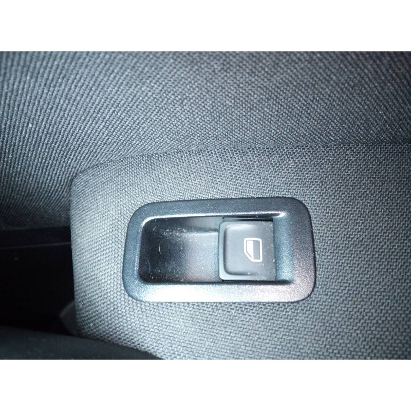 Recambio de mando elevalunas delantero derecho para volkswagen polo (6c1) comfortline bluemotion referencia OEM IAM   