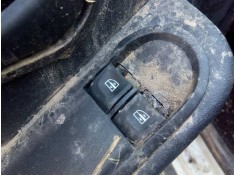 Recambio de mando elevalunas delantero izquierdo para dacia duster ambiance 4x4 referencia OEM IAM   