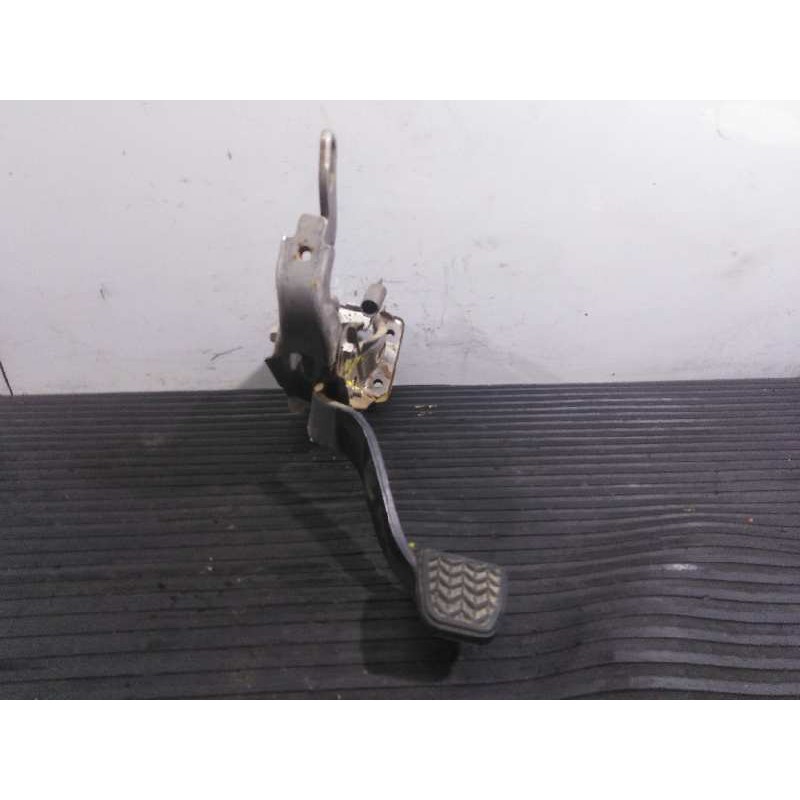 Recambio de pedal freno para toyota land cruiser (j15) basis referencia OEM IAM   