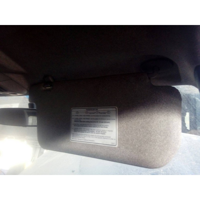 Recambio de parasol derecho para nissan terrano/terrano.ii (r20) aventura referencia OEM IAM   