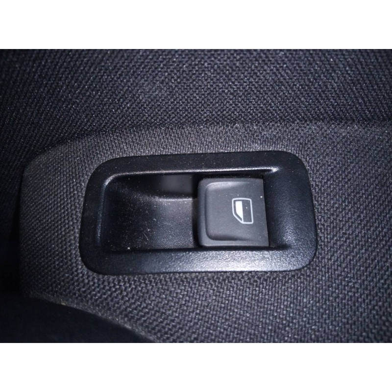 Recambio de mando elevalunas trasero derecho para volkswagen polo (6c1) comfortline bluemotion referencia OEM IAM   