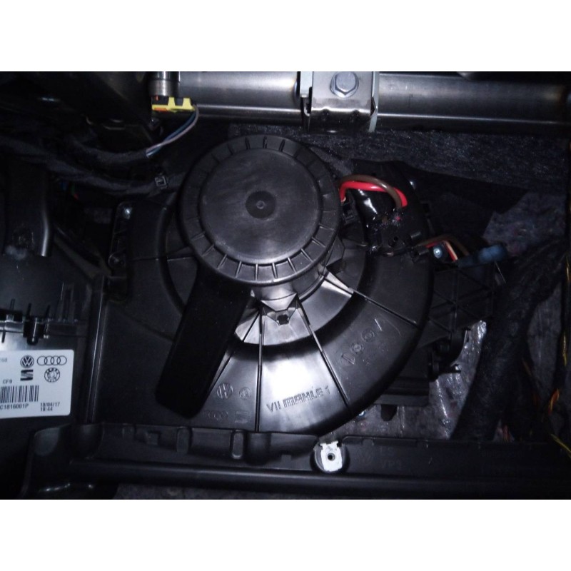 Recambio de ventilador calefaccion para volkswagen polo (6c1) comfortline bluemotion referencia OEM IAM 6R1819015A  