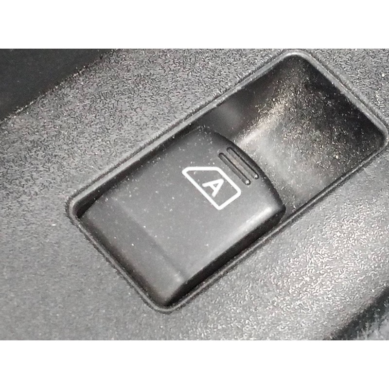 Recambio de mando elevalunas trasero izquierdo para infiniti fx fx30d s referencia OEM IAM   