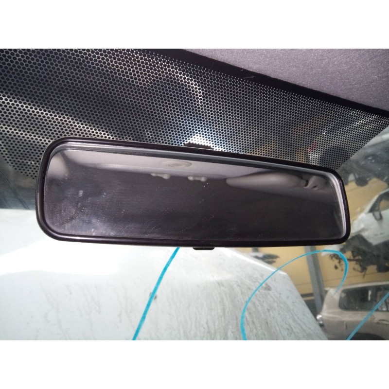 Recambio de espejo interior para dacia duster laureate 4x2 referencia OEM IAM   