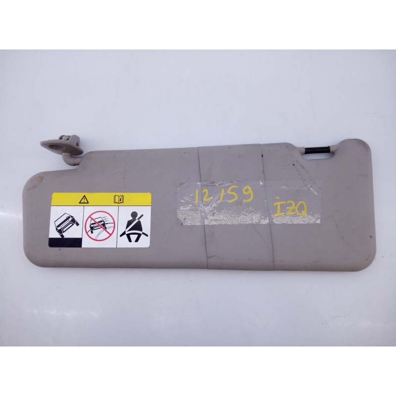 Recambio de parasol izquierdo para dacia duster laureate 4x2 referencia OEM IAM 964016685R  