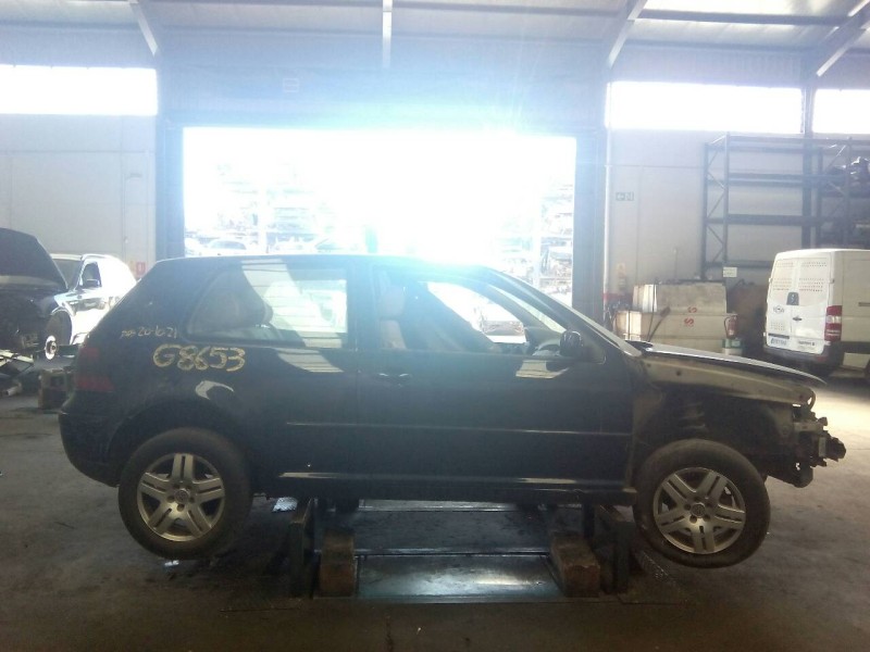 volkswagen golf iv berlina (1j1) del año 2001
