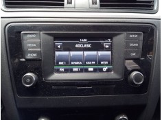 Recambio de sistema audio / radio cd para skoda rapid active referencia OEM IAM   