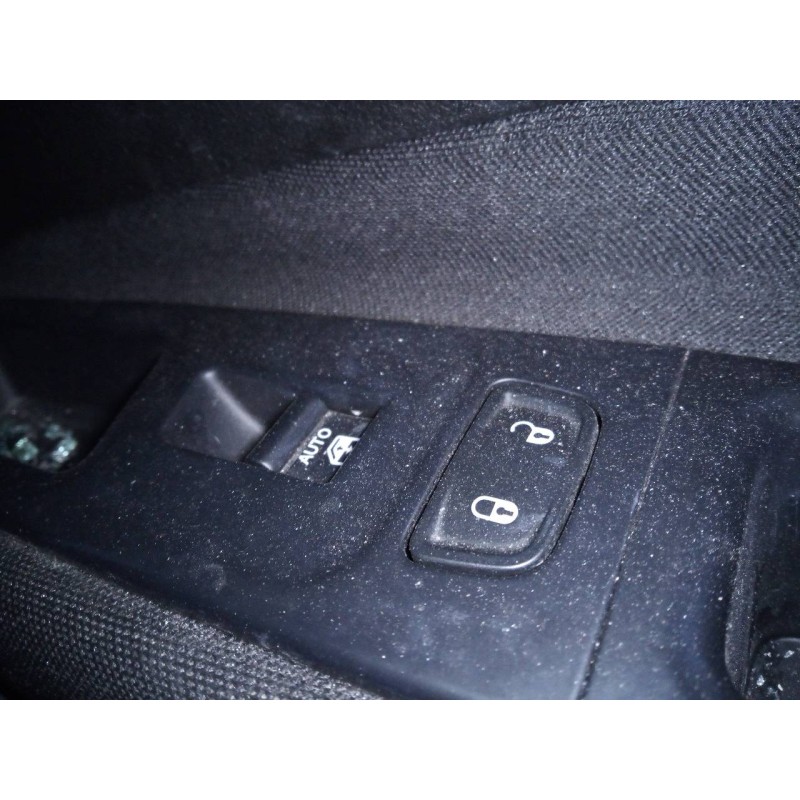 Recambio de mando elevalunas delantero derecho para jeep renegade longitude fwd referencia OEM IAM   