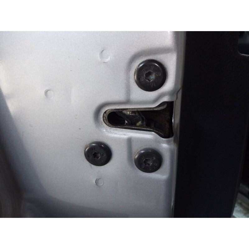 Recambio de cerradura puerta delantera izquierda para dacia sandero ambiance referencia OEM IAM   