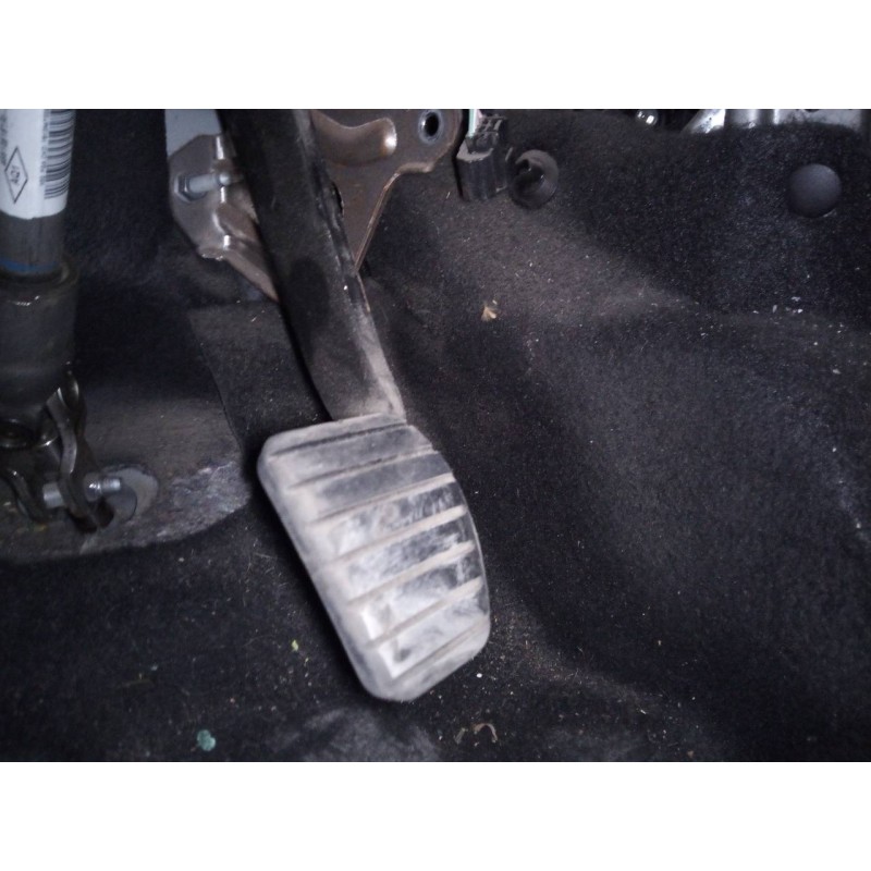 Recambio de pedal freno para dacia sandero ambiance referencia OEM IAM   