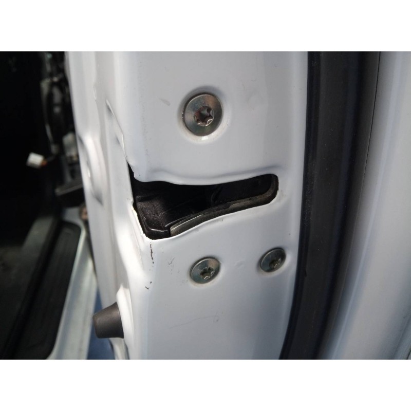 Recambio de cerradura puerta delantera derecha para hyundai i30 (gd) trend referencia OEM IAM   